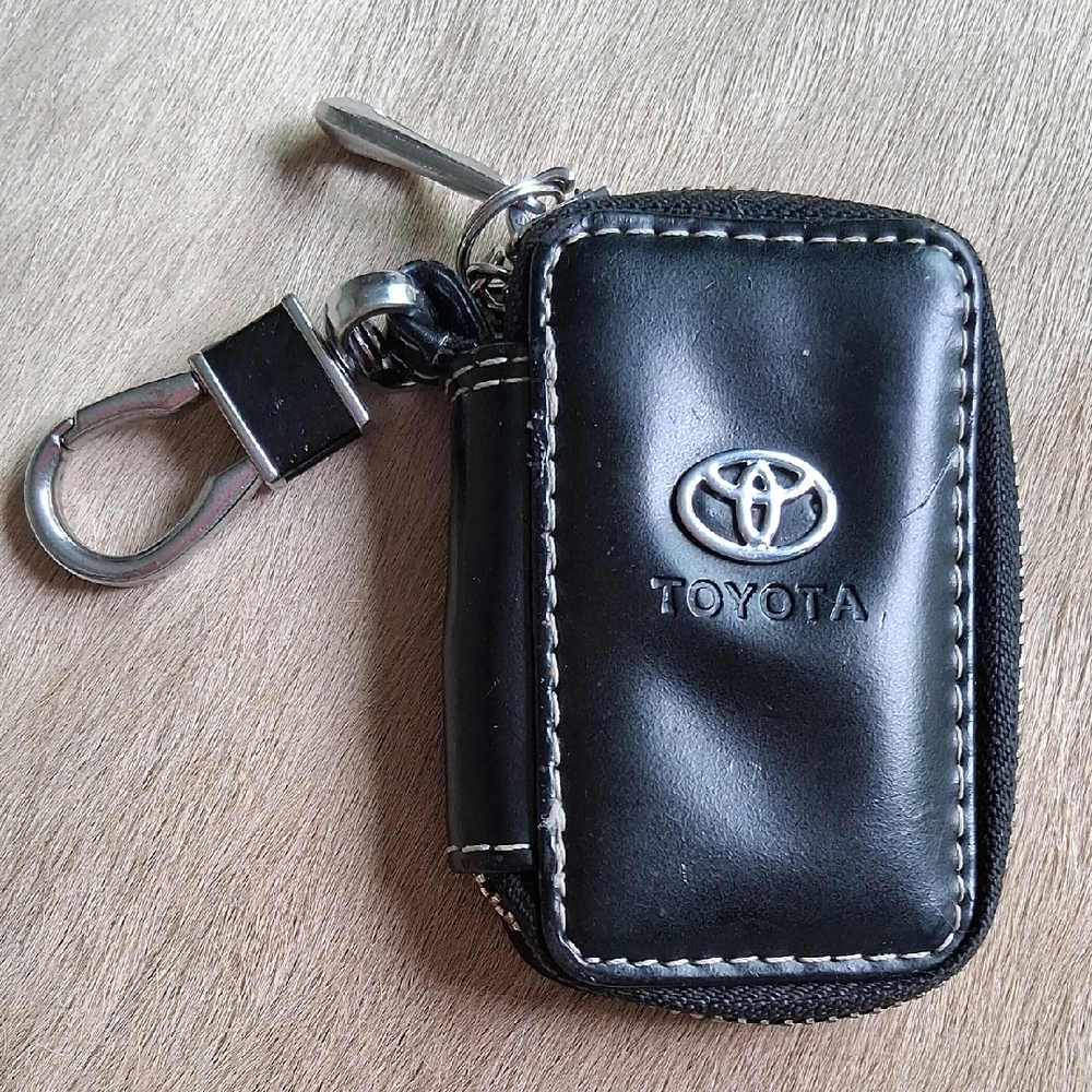 Toyota Key Chain/ Little Pouch